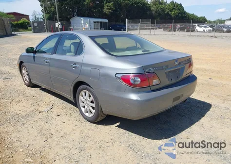 2002 Lexus Es 300 из США, поврежденный, VIN JTHBF30G520016900